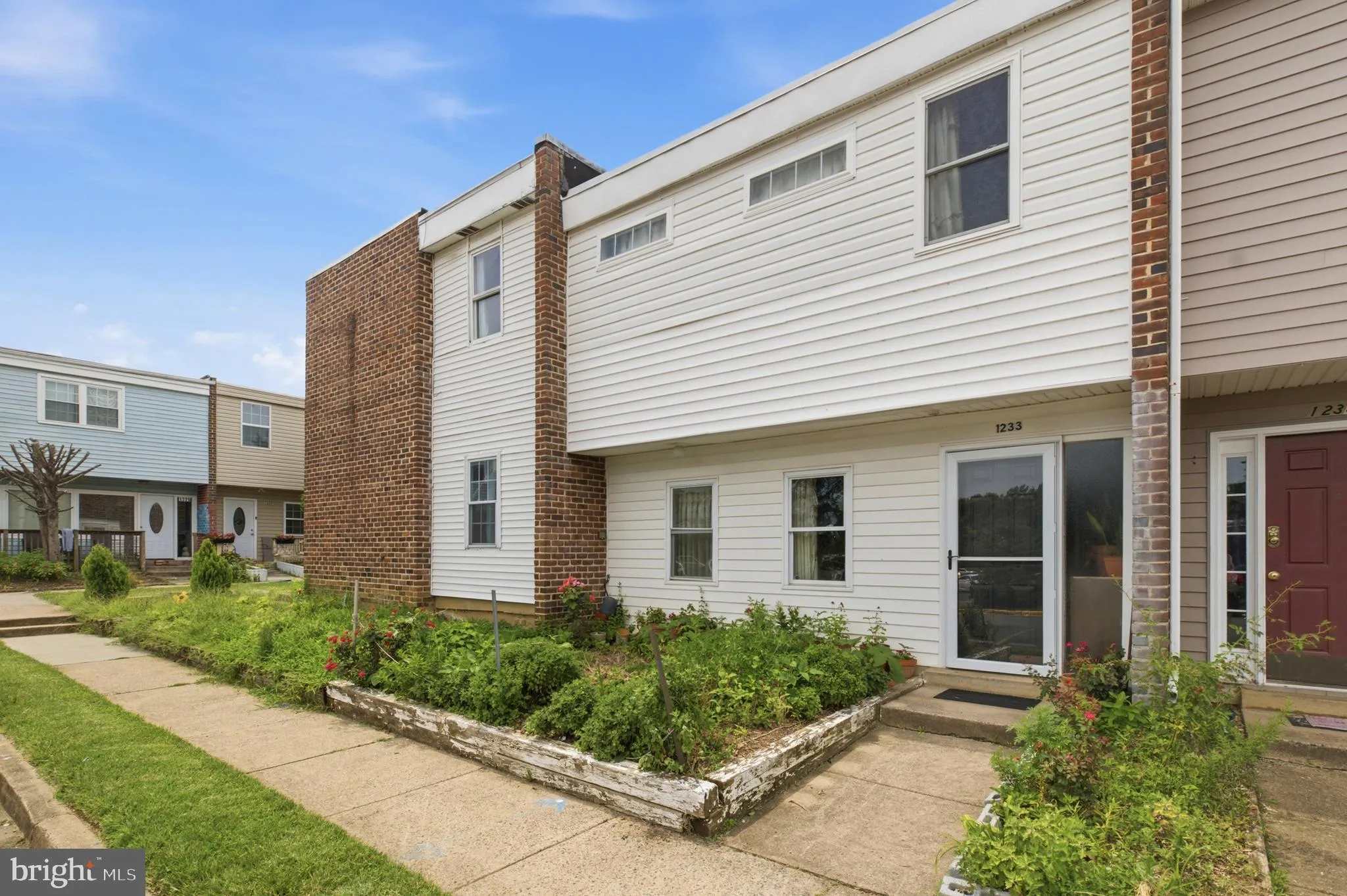 1233 MAGNOLIA LANE, Herndon, VA 20170