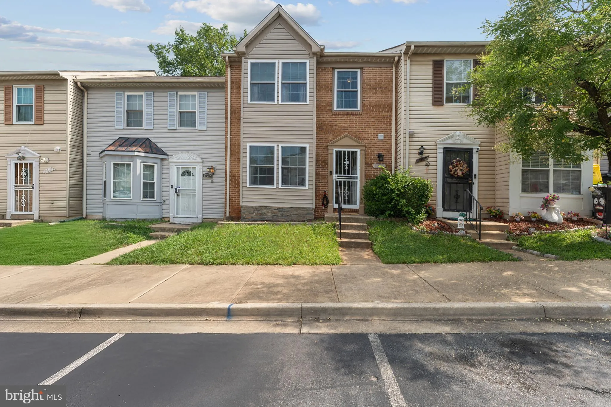 1727 COUNTRYWOOD COURT, Landover, MD 20785