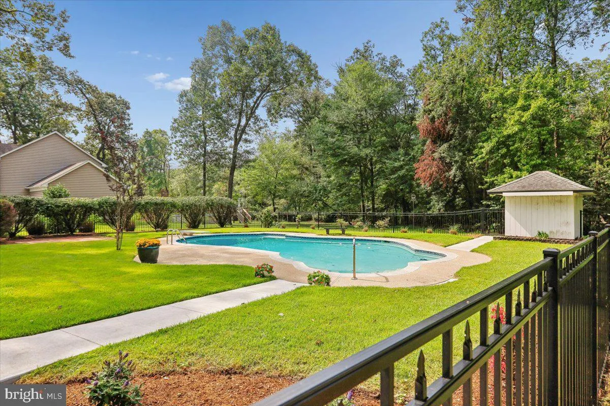 833 MEADOW ROAD, Severn, MD 21144