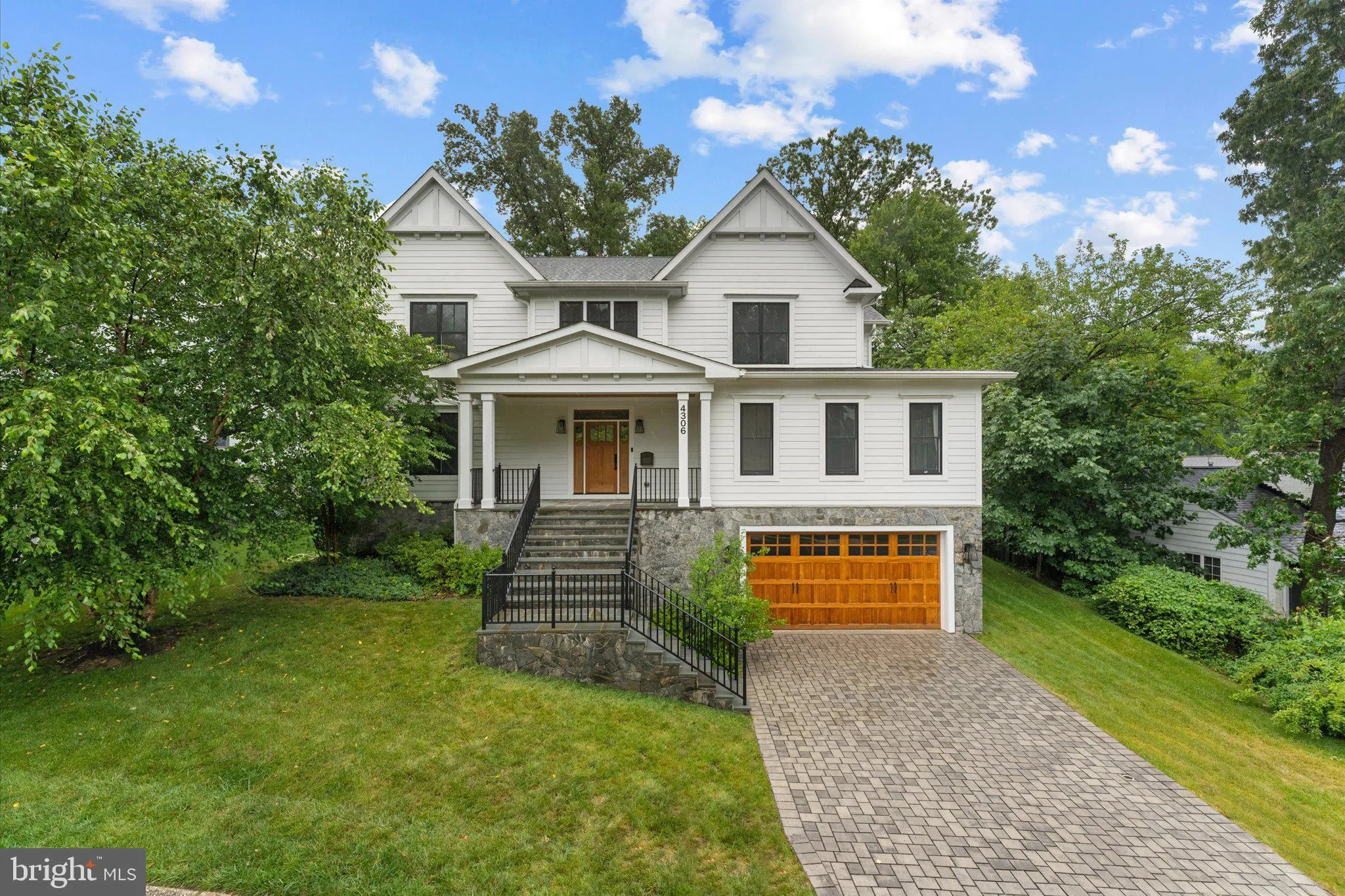4306 40TH STREET, Arlington, VA 22207