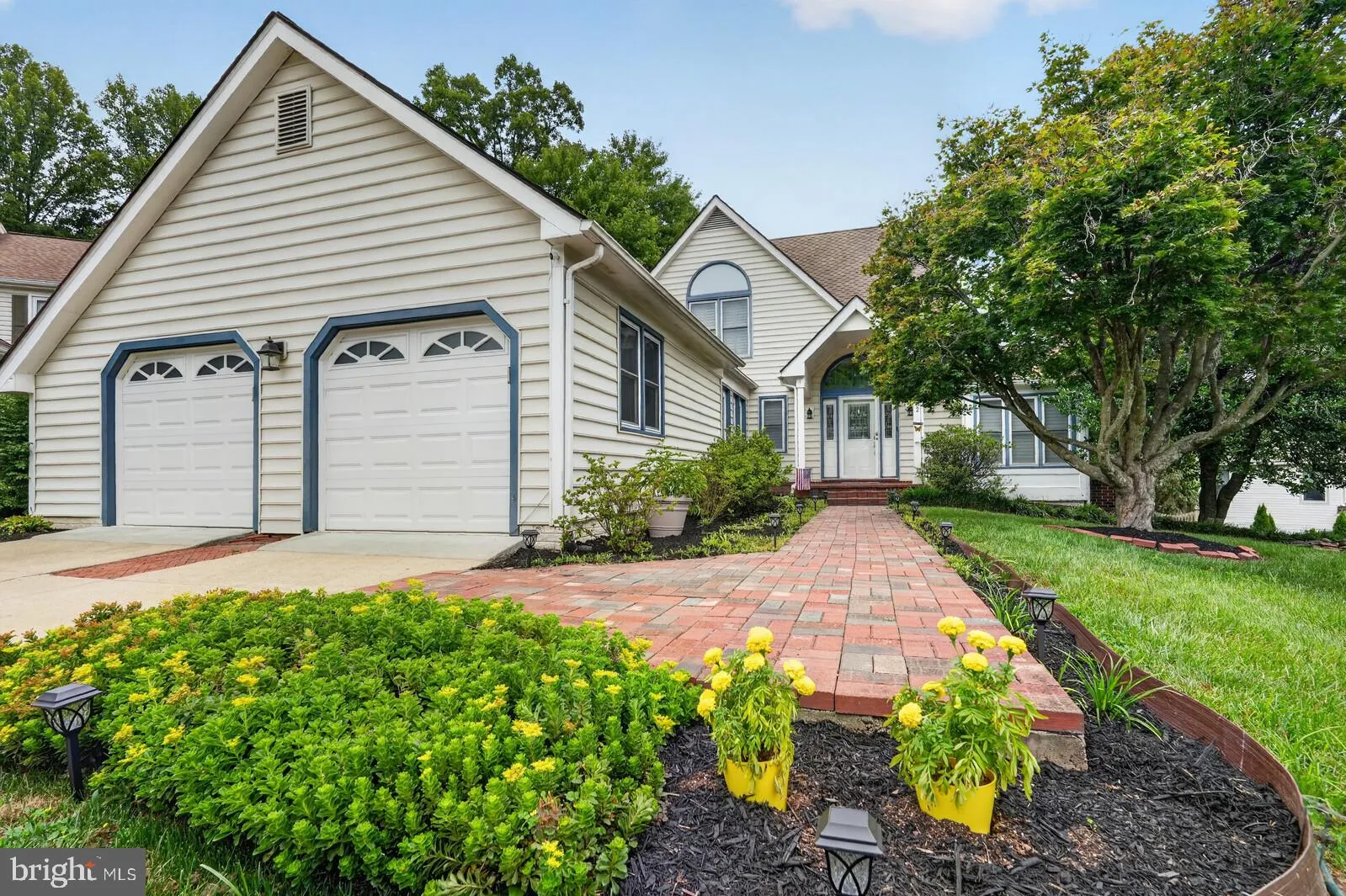 5402 ASHCOMB COURT, Centreville, VA 20120