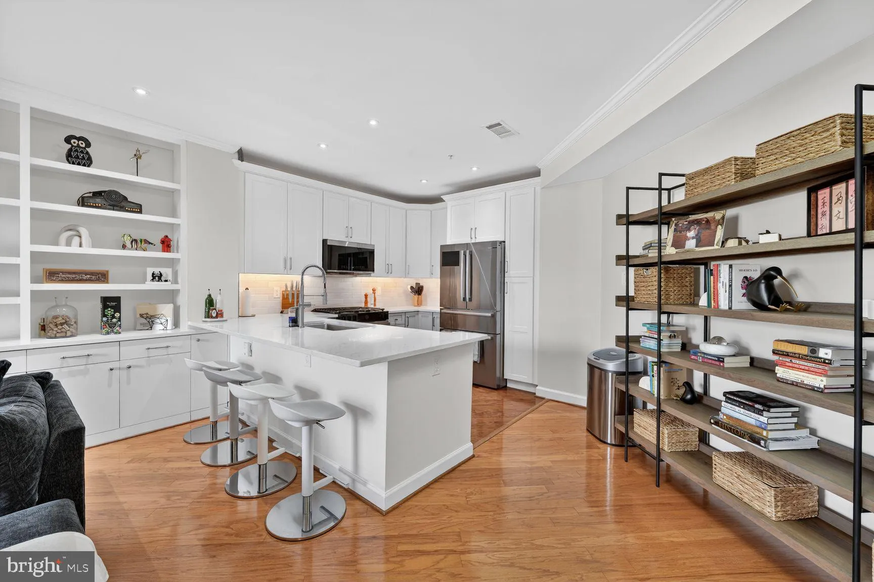 400 CAMERON STATION BOULEVARD, Alexandria, VA 22304