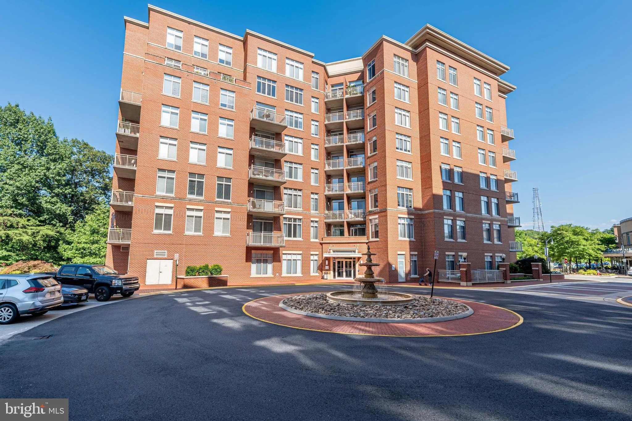 4480 MARKET COMMONS DRIVE, Fairfax, VA 22033