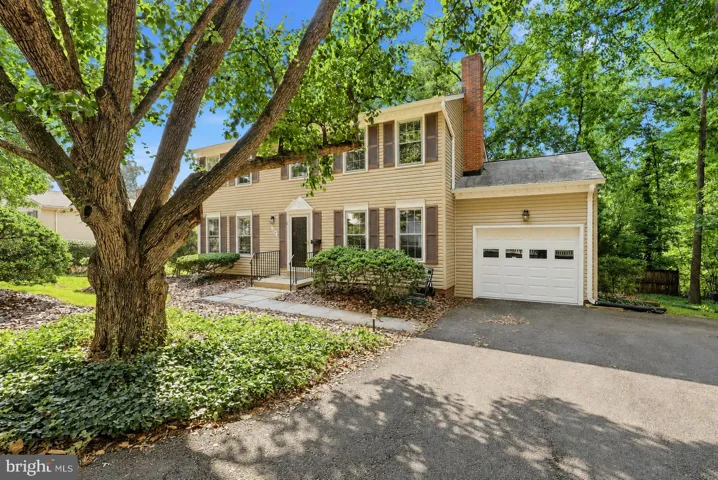 820 S Quincy Street, Arlington, VA 22204