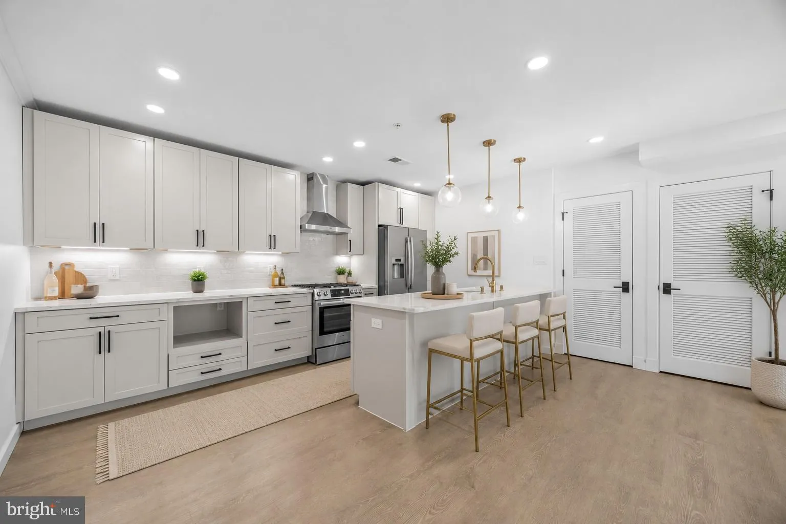 1201 QUINN STREET, Arlington, VA 22209
