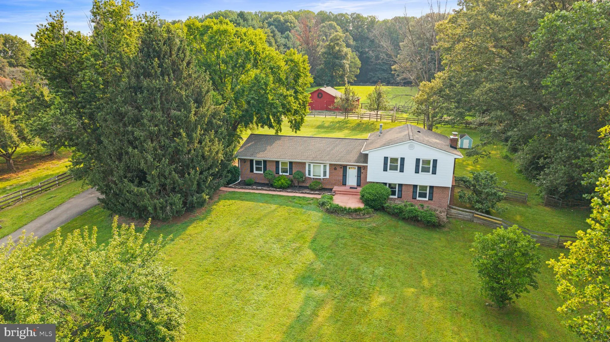 6907 CLIFTON ROAD, Clifton, VA 20124