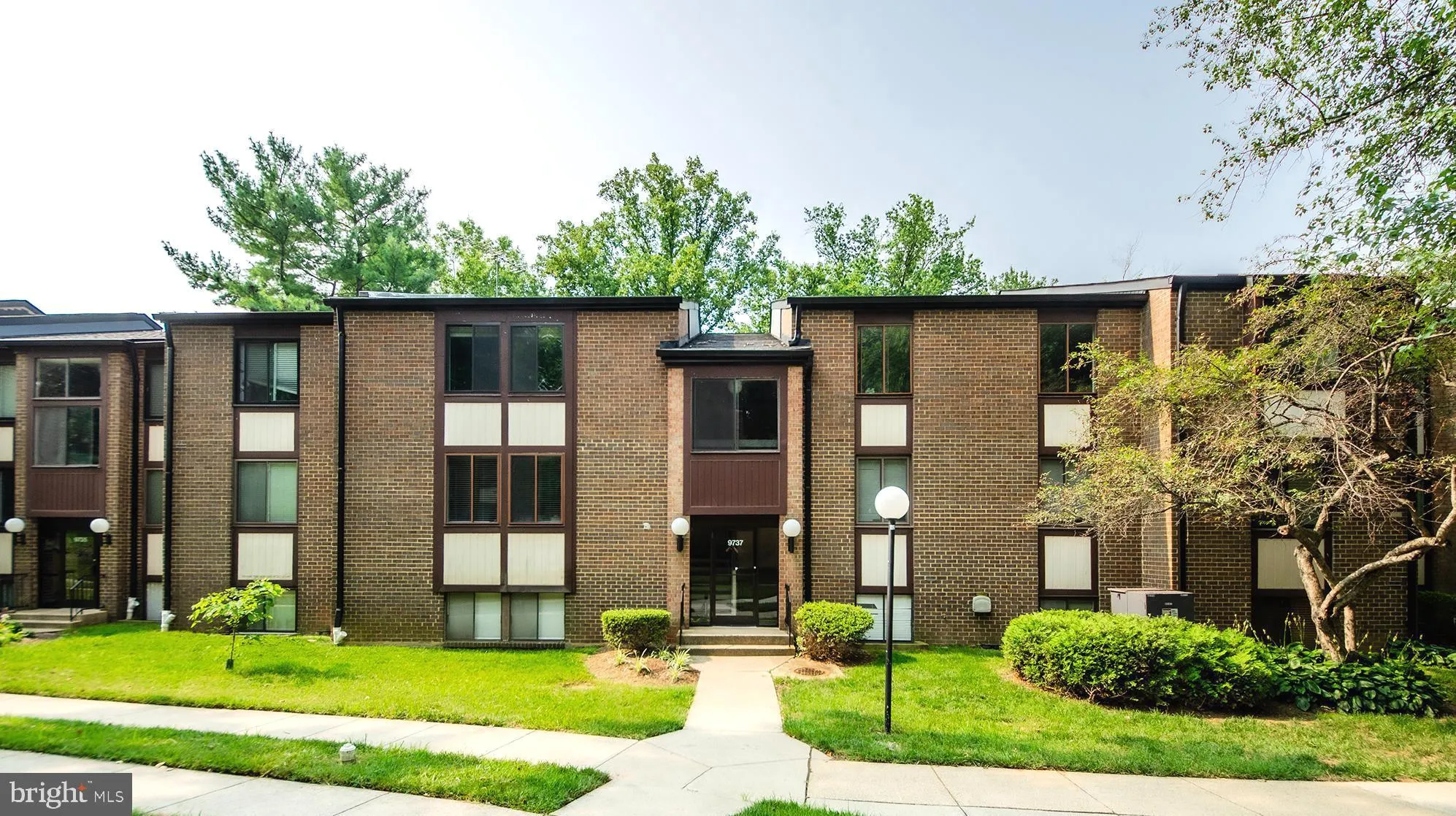 9737 KINGS CROWN COURT, Fairfax, VA 22031