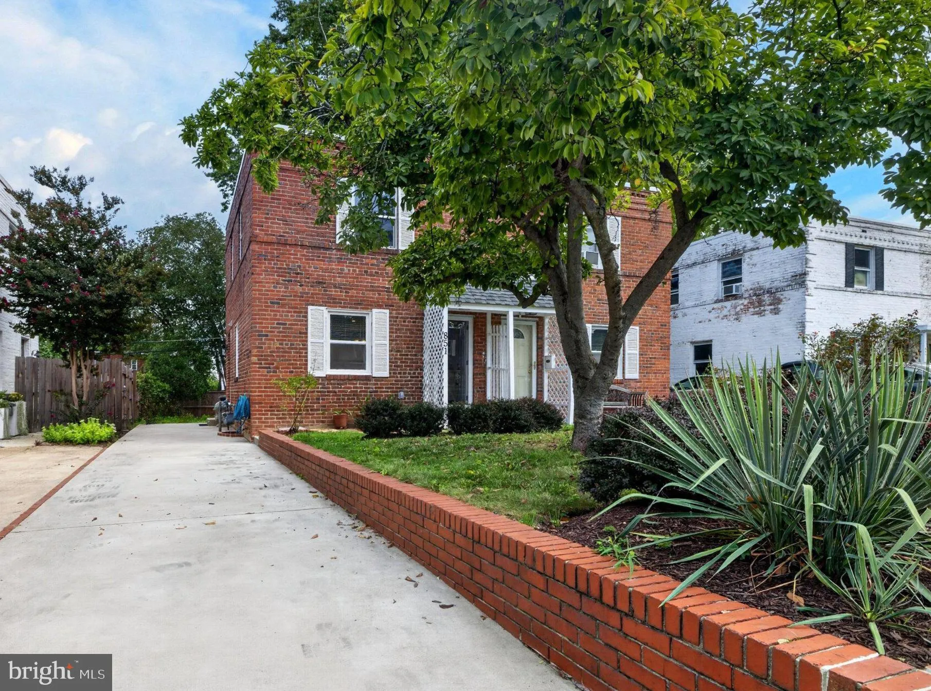 851 IVY STREET, Arlington, VA 22204