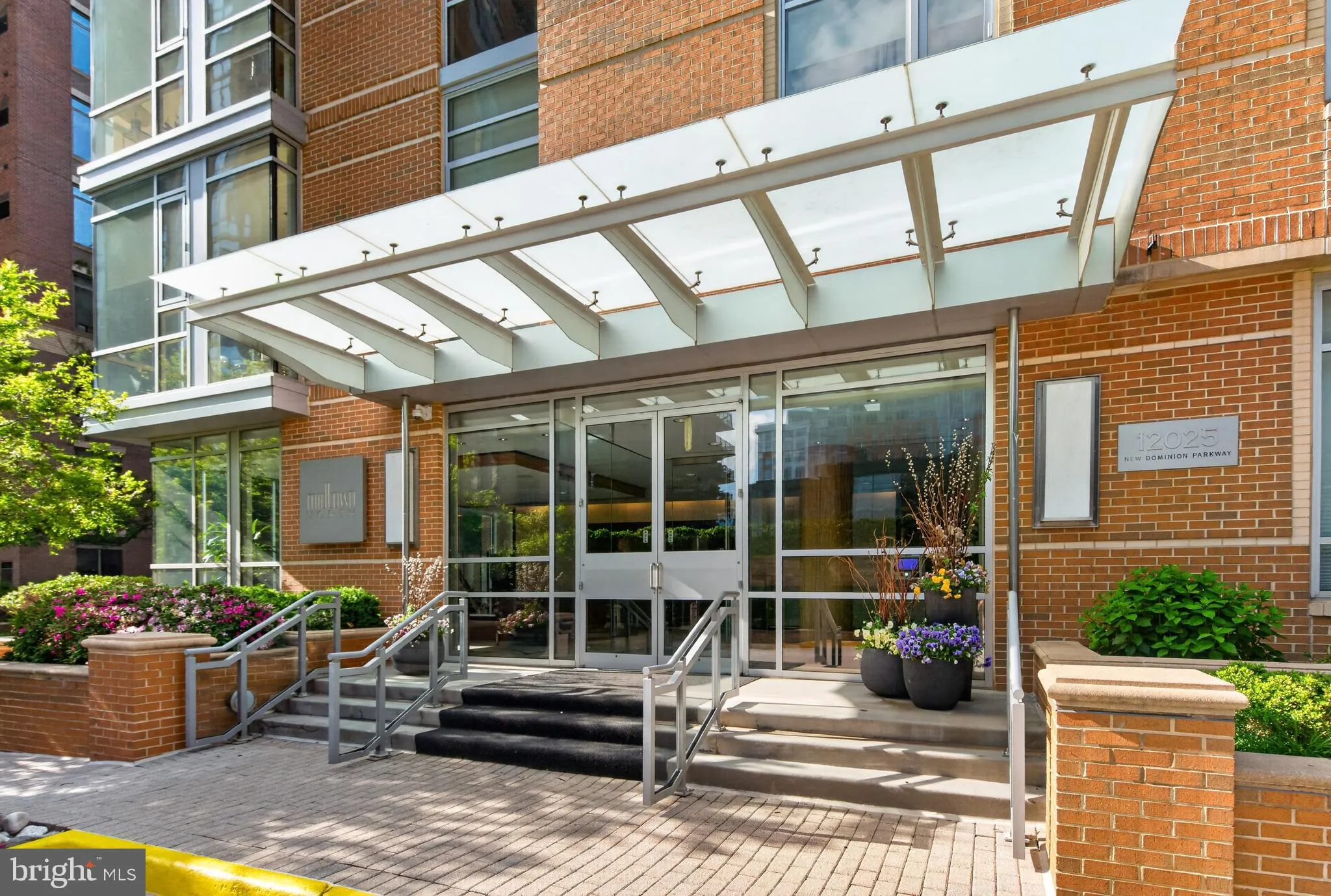 12025 NEW DOMINION PARKWAY, Reston, VA 20190