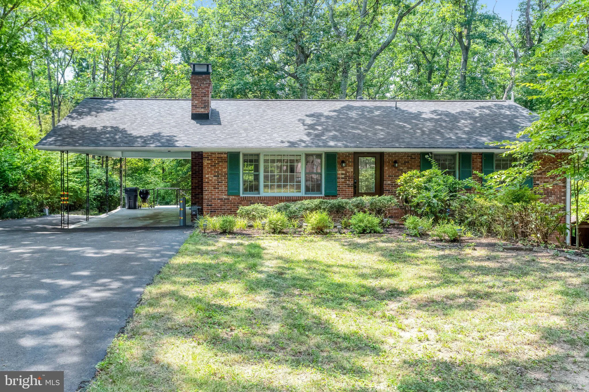 18355 SHARON ROAD, Triangle, VA 22172