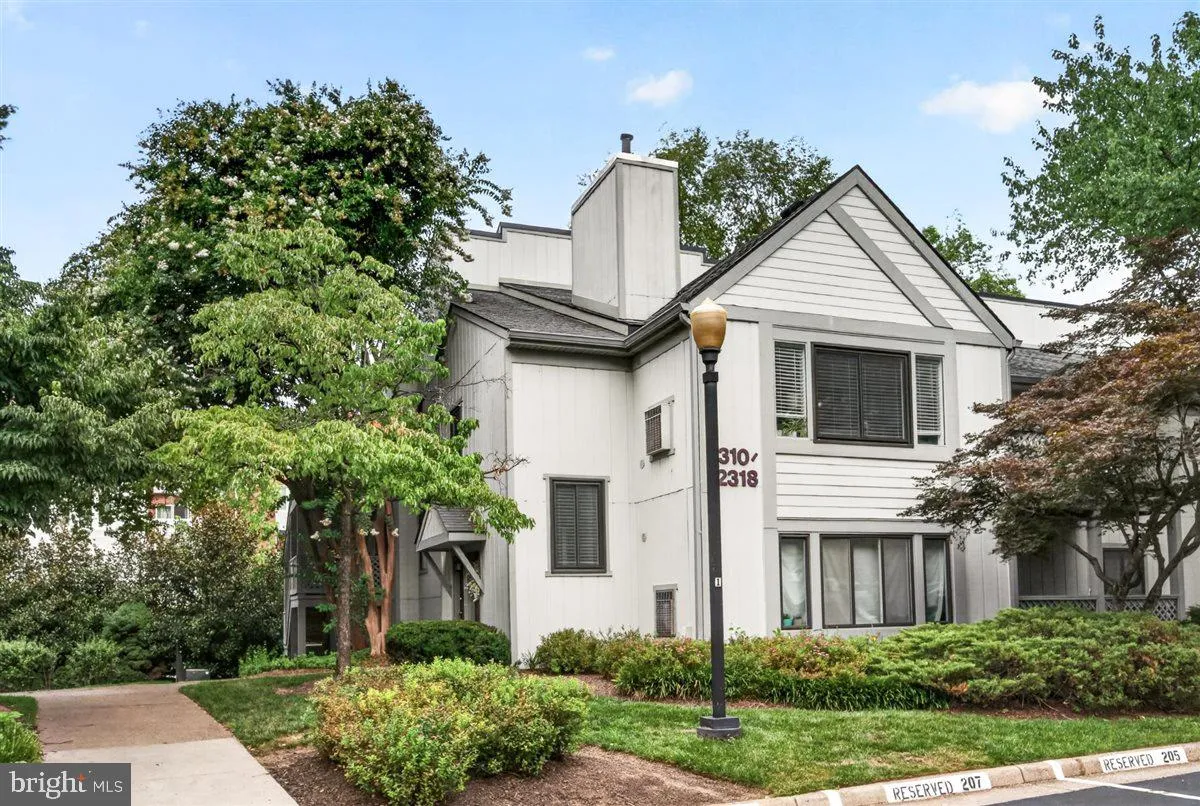 2316 HUNTERS RUN DRIVE, Reston, VA 20191