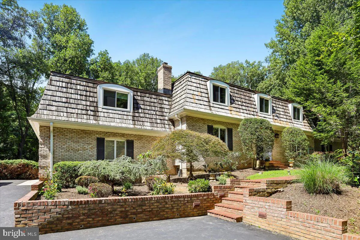 6310 WINDPATTERNS TRAIL, Fairfax Station, VA 22039