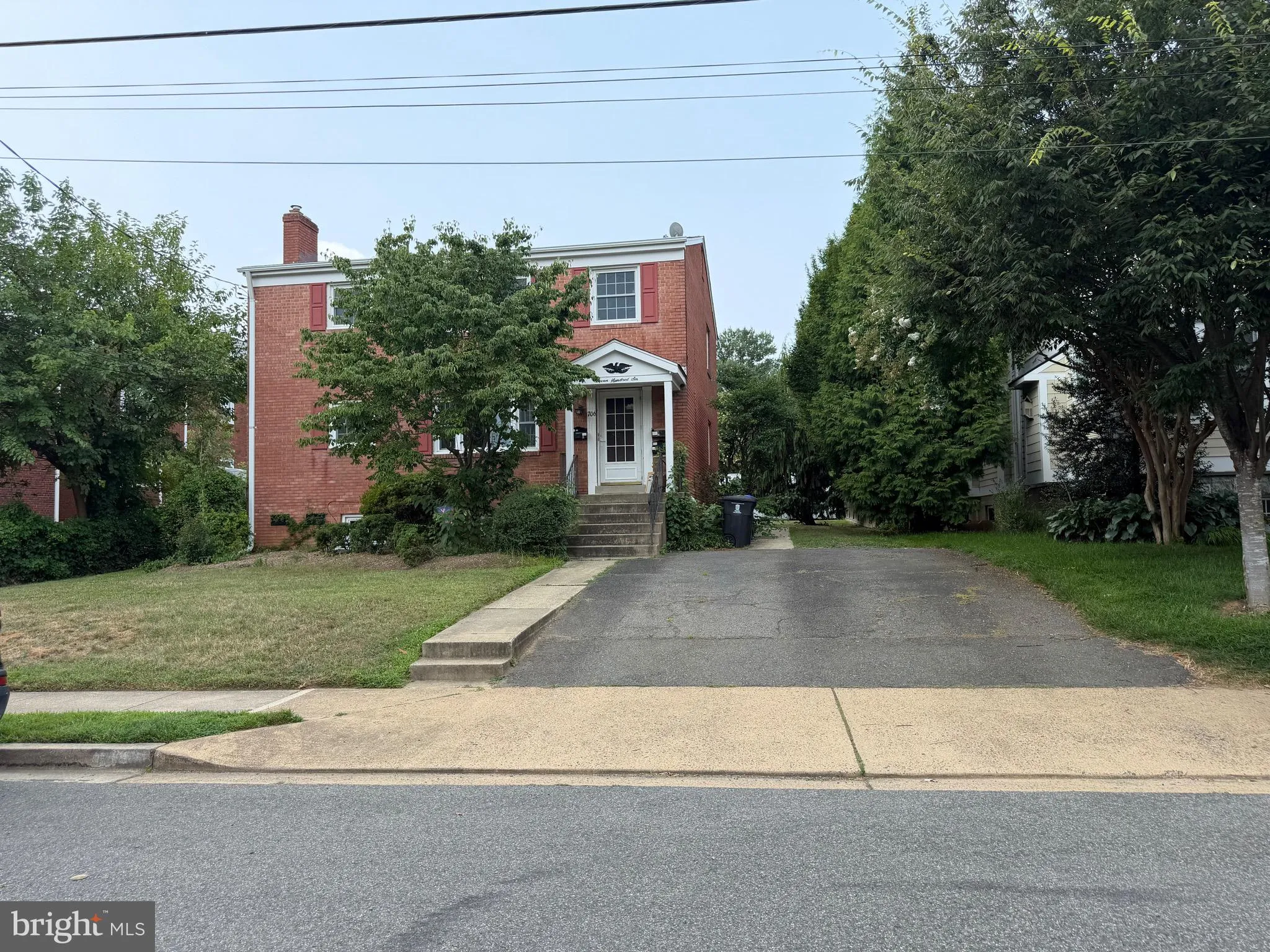 706 CLEVELAND STREET, Arlington, VA 22201