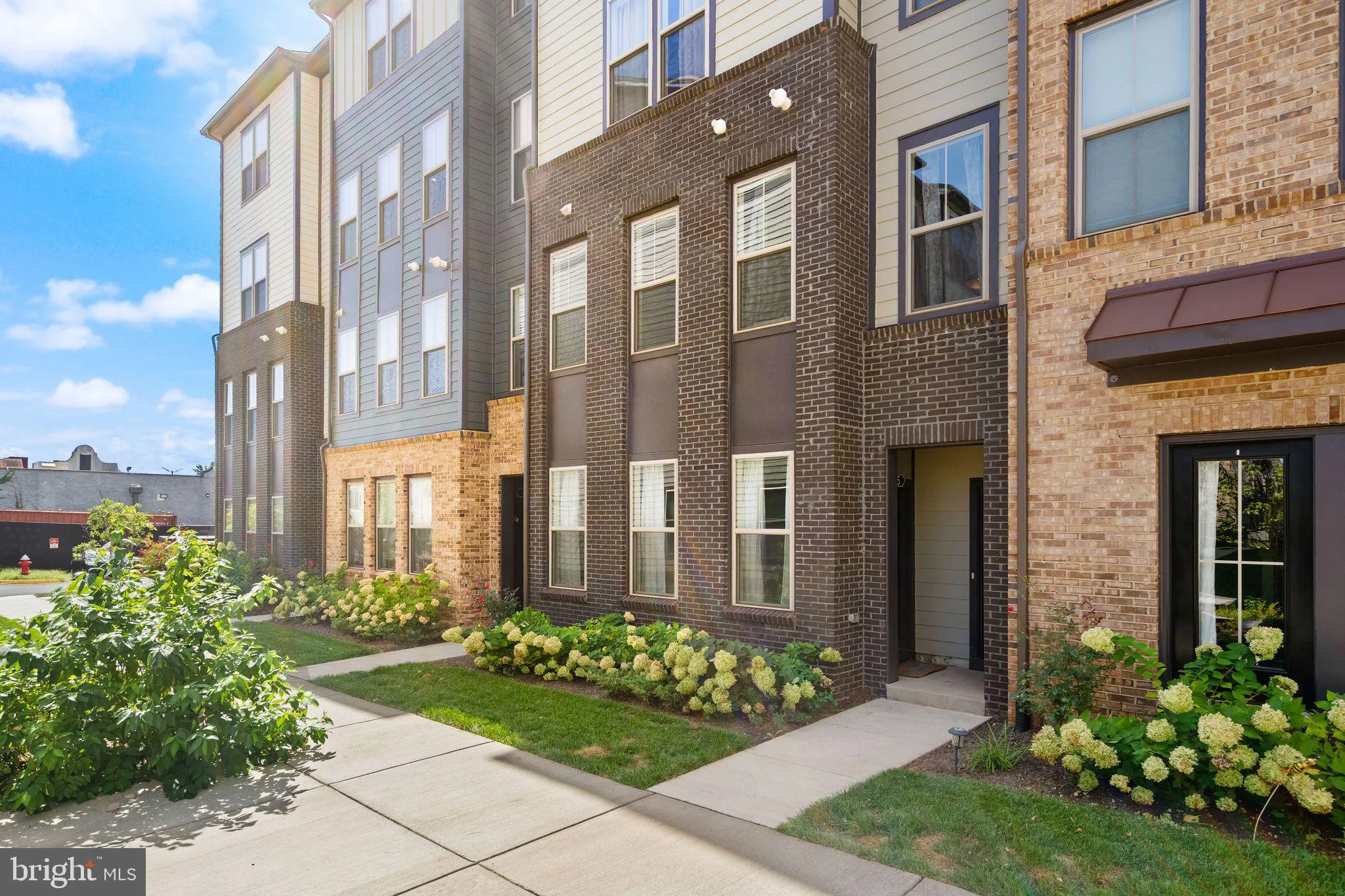 46005 WOODPECKER SQUARE, Sterling, VA 20165