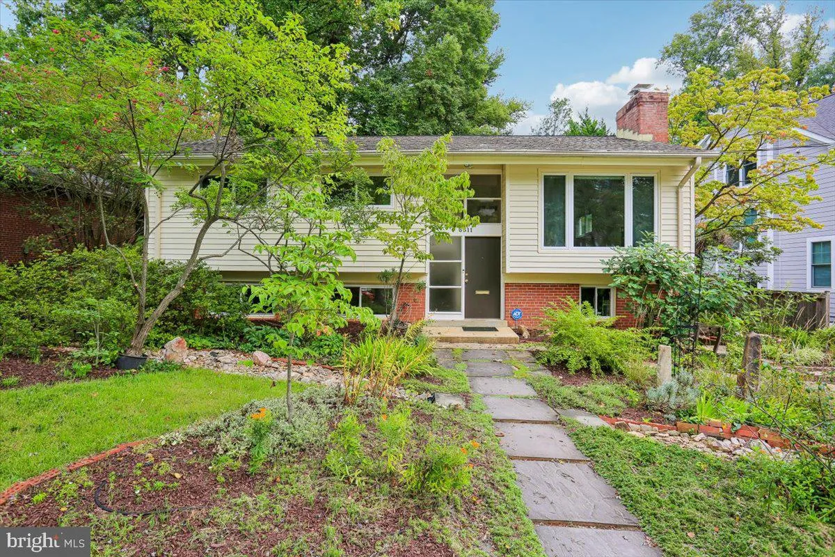 6511 CALLANDER DRIVE, Bethesda, MD 20817