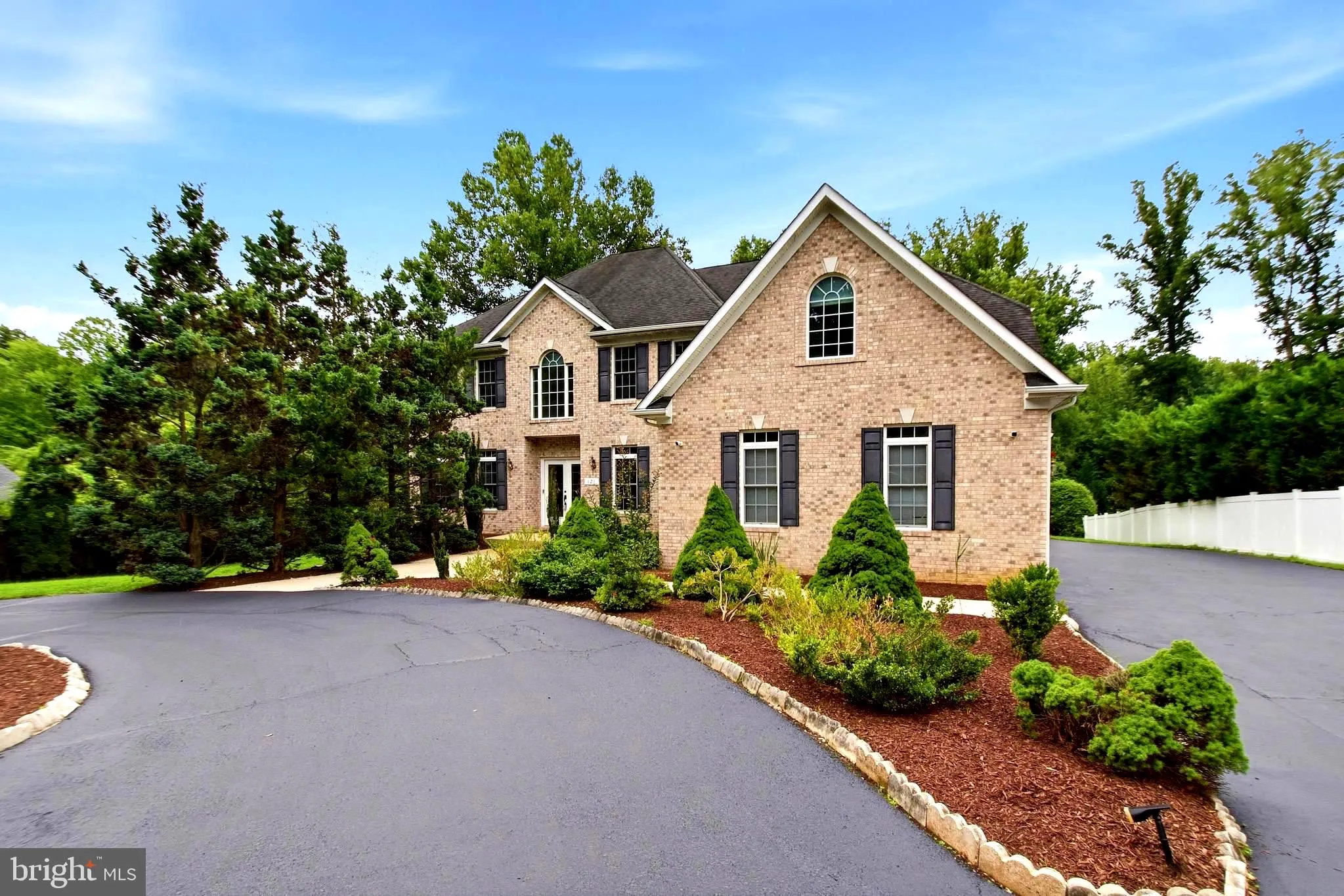 121 KINGSLEY ROAD, Vienna, VA 22180