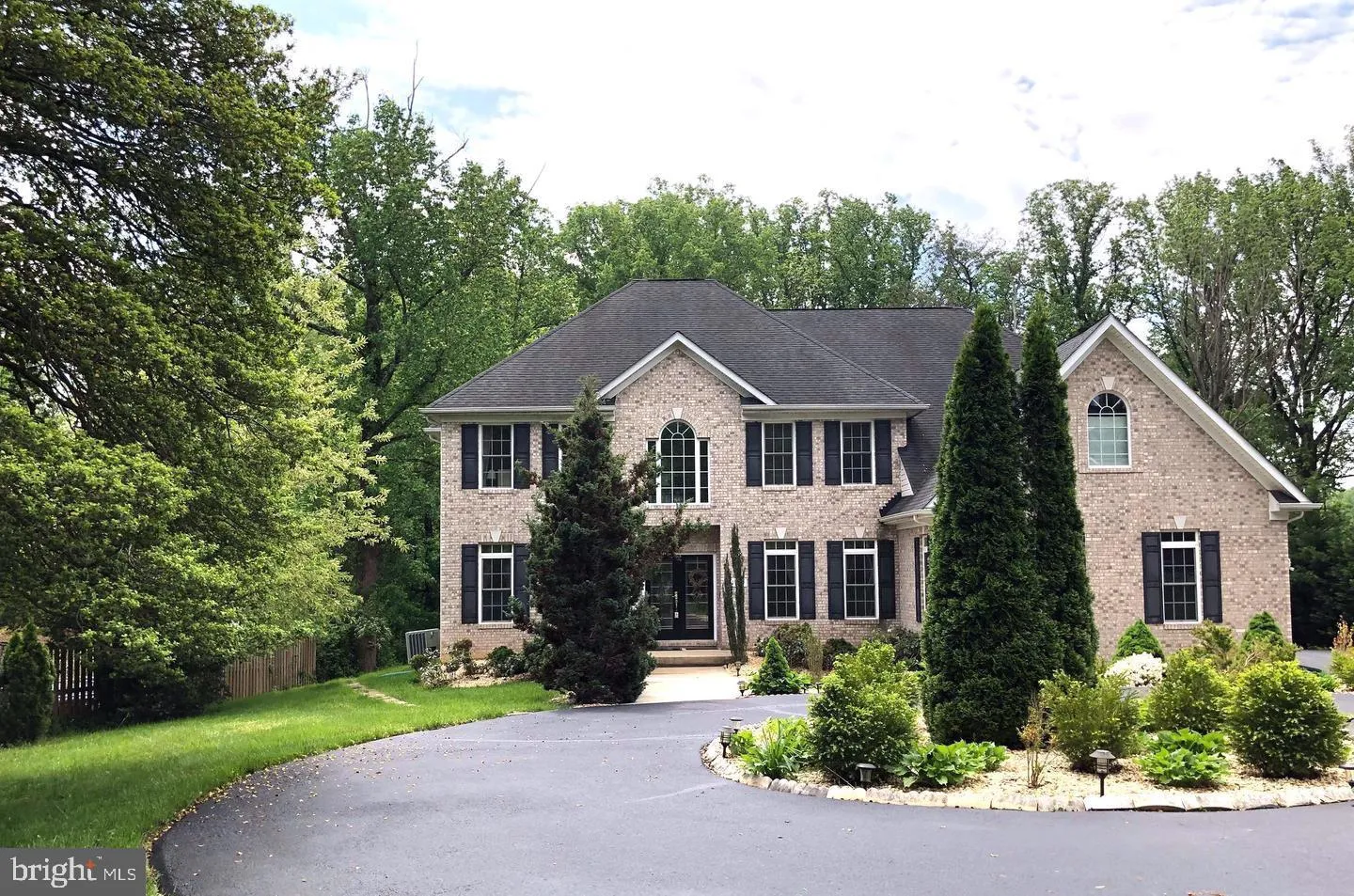 121 KINGSLEY ROAD, Vienna, VA 22180