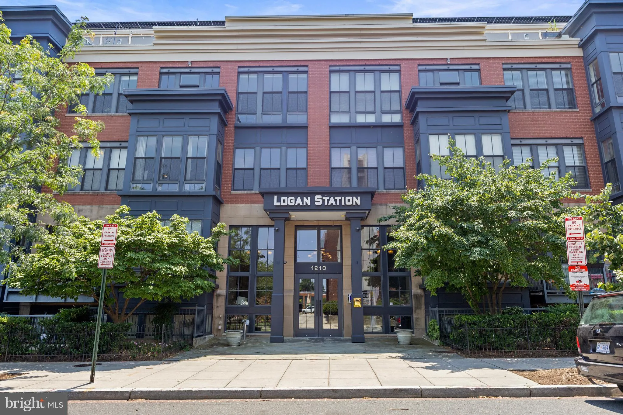 1210 R STREET, Washington, DC 20009