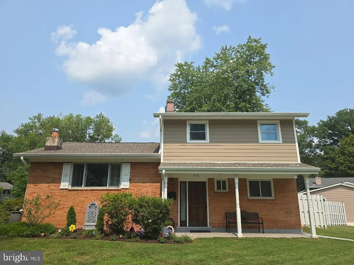 919 PLAYFORD LANE, Silver Spring, MD 20901