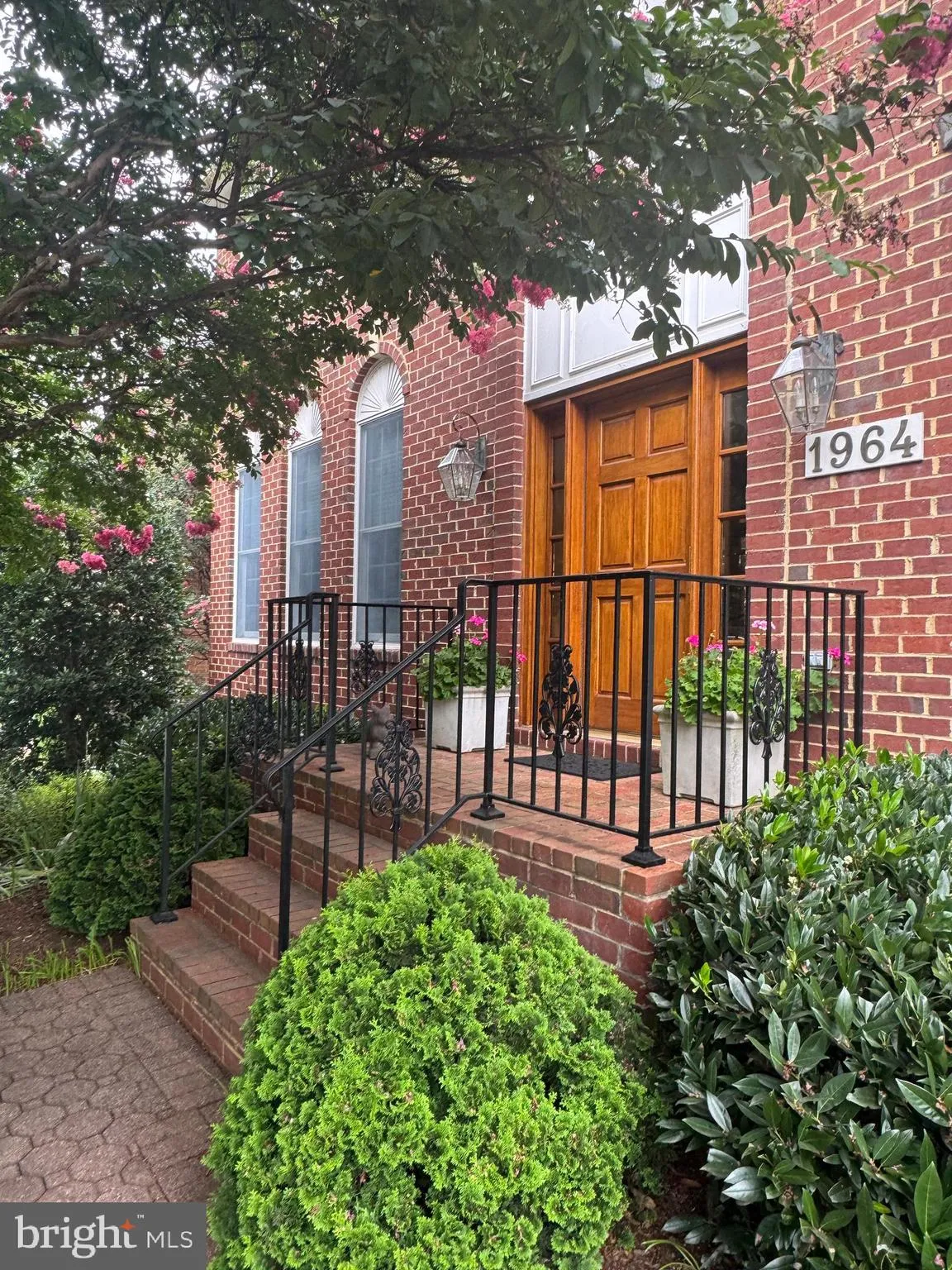 1964 HORSE SHOE DRIVE, Vienna, VA 22182
