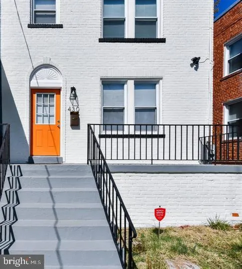 430 ORANGE STREET, Washington, DC 20032