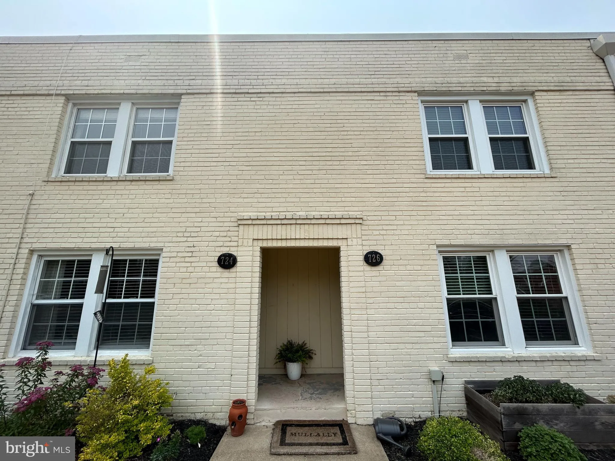 726 OAKLAND STREET, Arlington, VA 22203