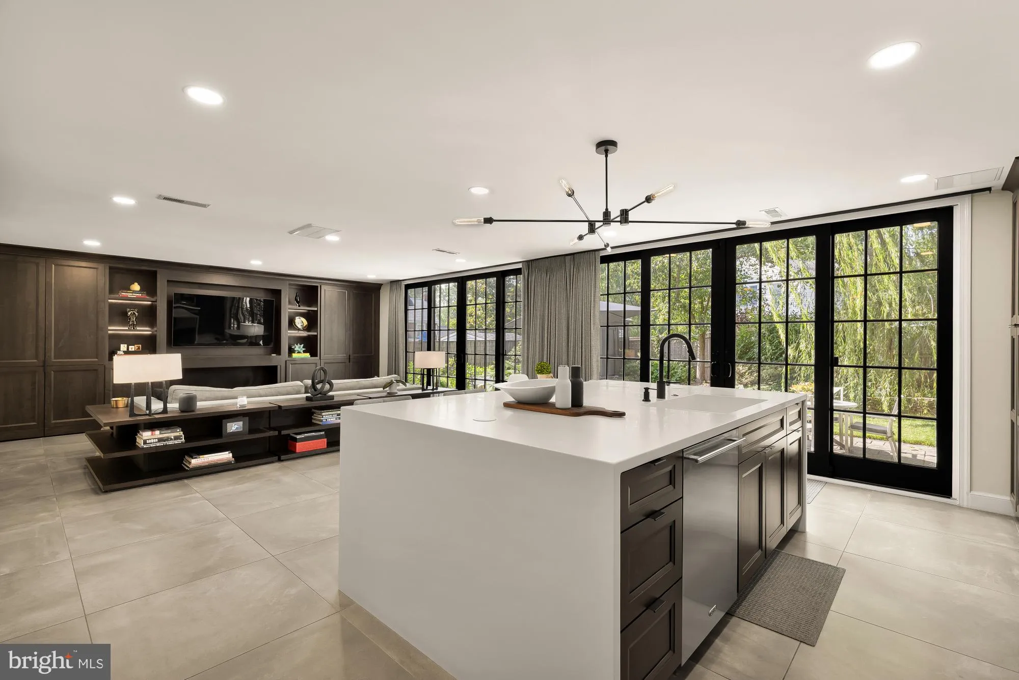517 JANNEYS LANE, Alexandria, VA 22302