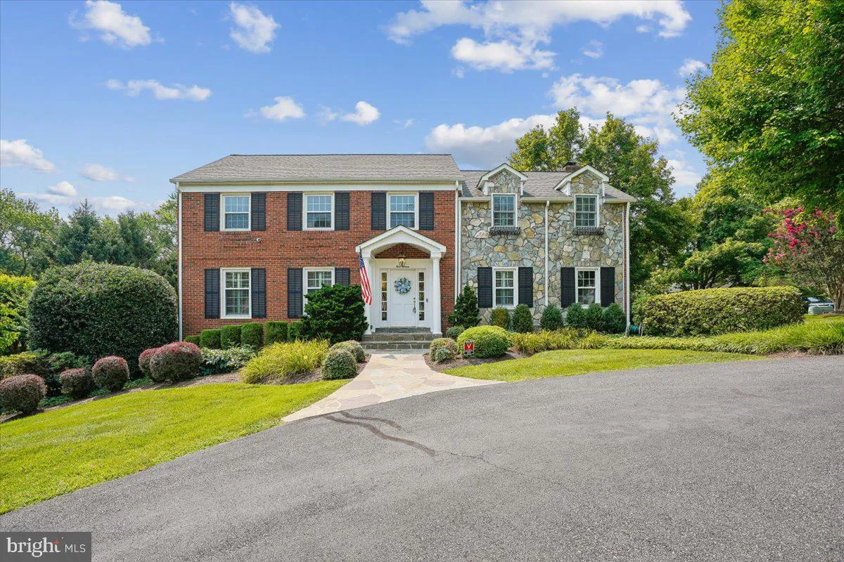 911 RAIL COURT, Mclean, VA 22102