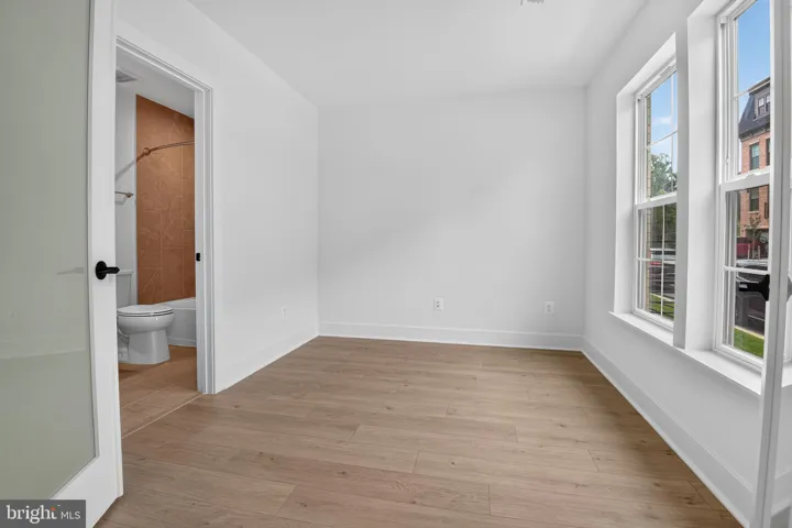 5017 Dulcet Dr, Kensington, MD 20895