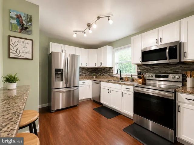 13135 Haddock Rd, Woodbridge, Virginia 22193