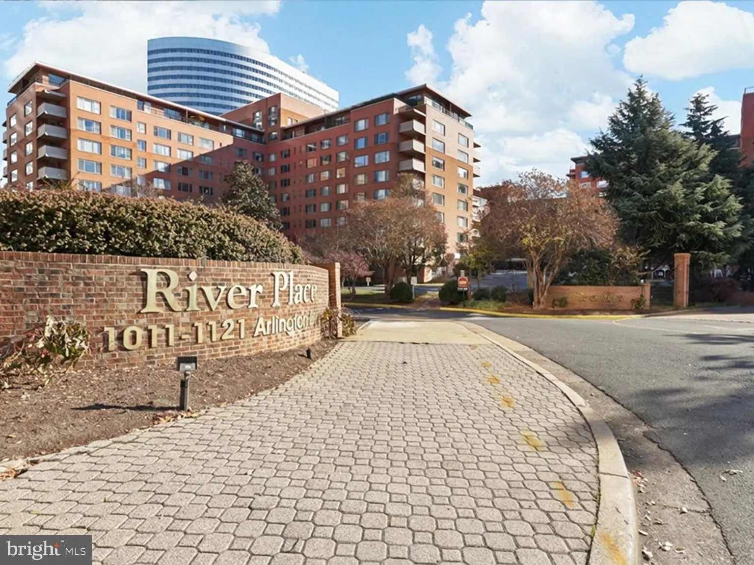 1021 ARLINGTON BOULEVARD, Arlington, VA 22209