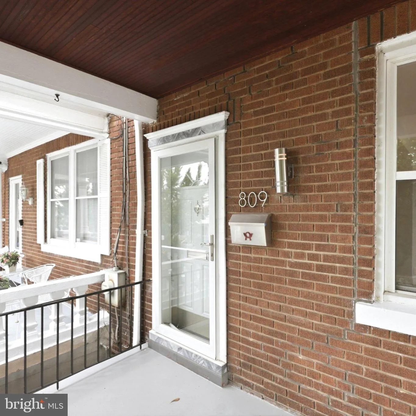 809 DELAFIELD, Washington, DC 20011