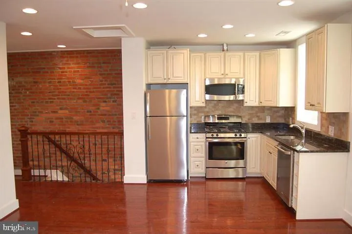 3211 GEORGIA AVENUE, Washington, DC 20010