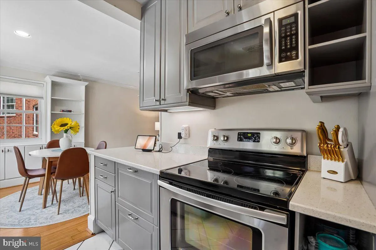 1734 ABINGDON DRIVE, Alexandria, VA 22314