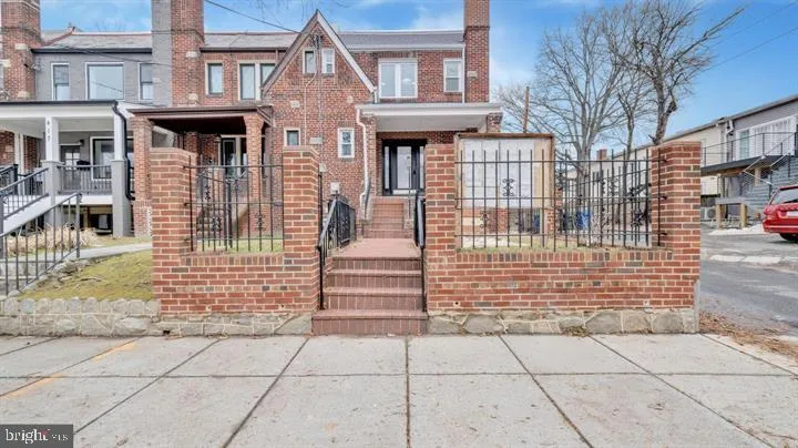 413 INGRAHAM STREET, Washington, DC 20011