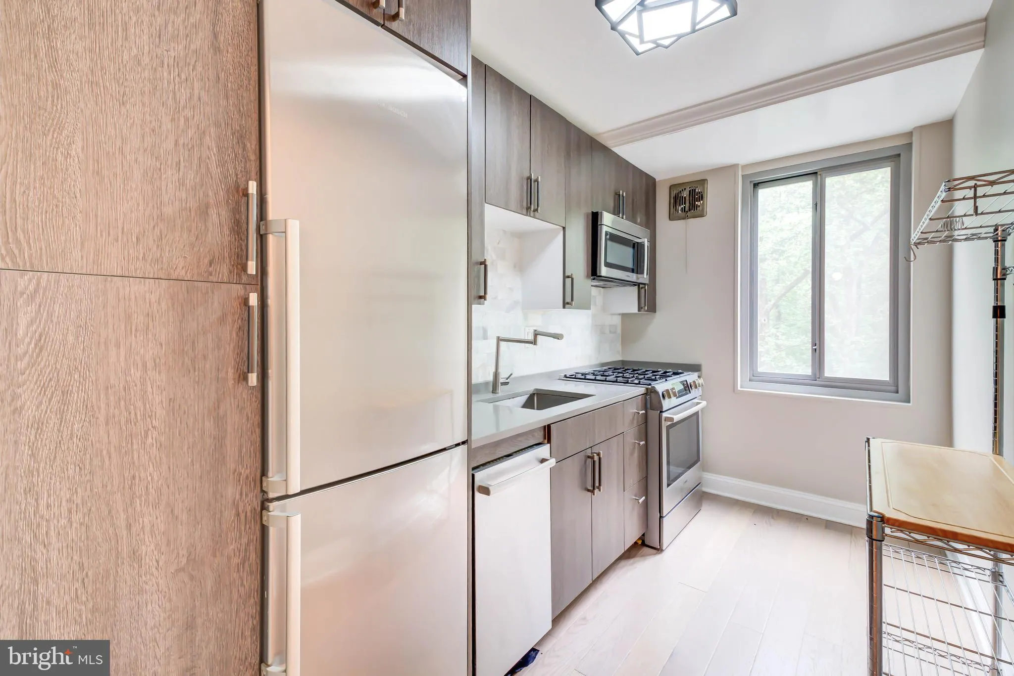 4200 CATHEDRAL AVENUE, Washington, DC 20016