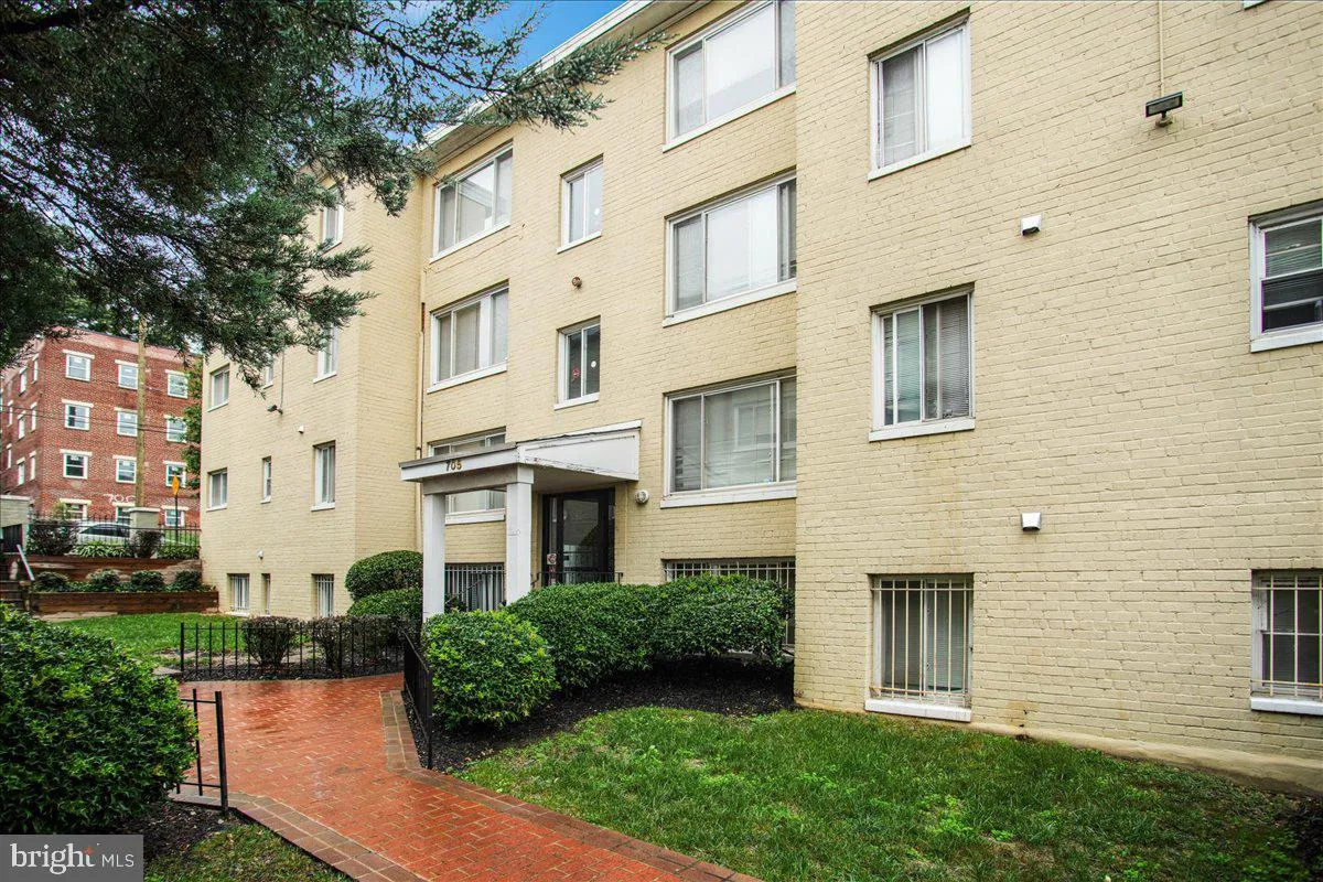 705 BRANDYWINE STREET, Washington, DC 20032