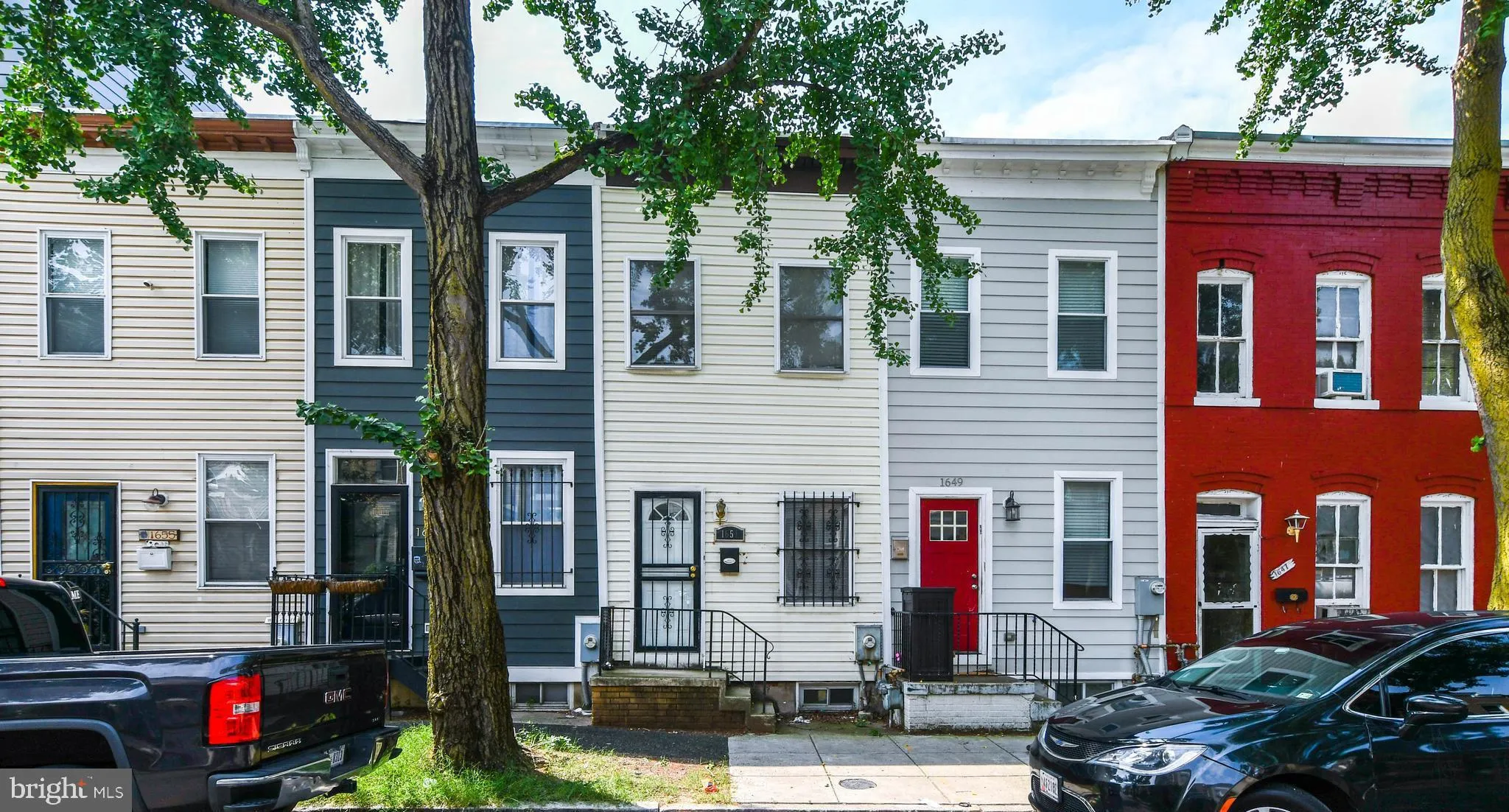1651 GALES STREET, Washington, DC 20002