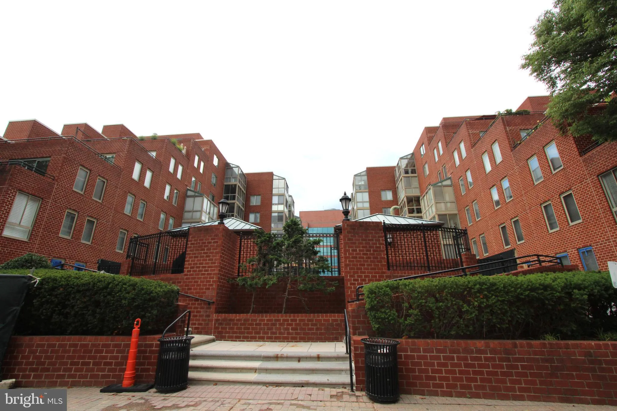 1045 UTAH STREET, Arlington, VA 22201