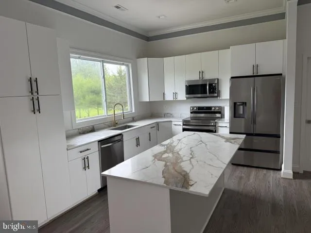 7208 WOLF RUN SHOALS ROAD, Fairfax Station, VA 22039
