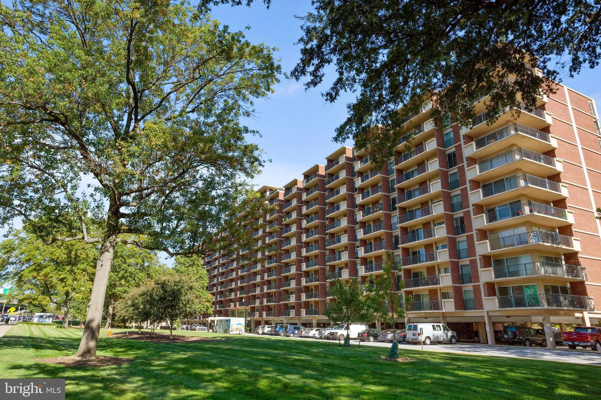 1300 ARMY NAVY DRIVE, Arlington, VA 22202