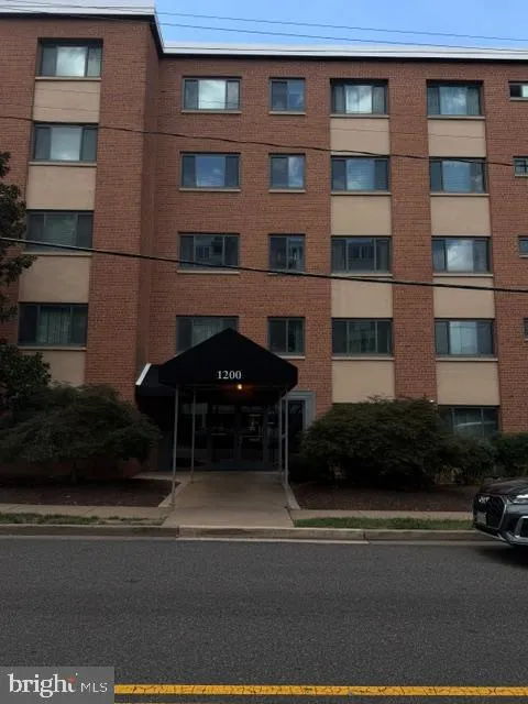 1200 ARLINGTON RIDGE ROAD, Arlington, VA 22202