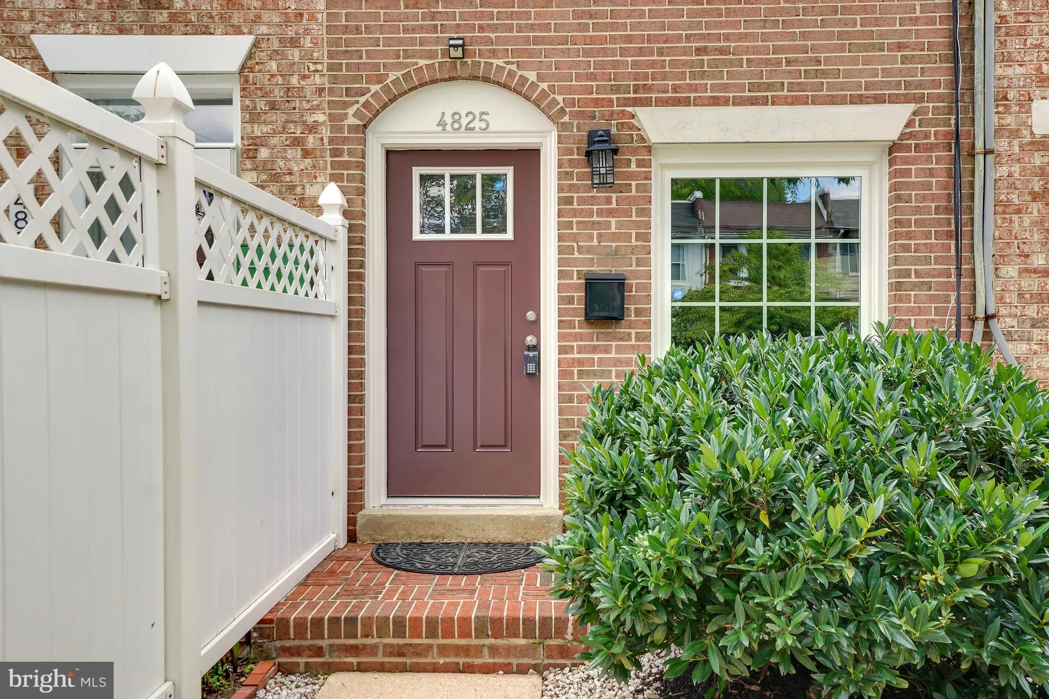 4825 41ST STREET, Washington, DC 20016