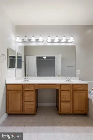 43770 Lees Mill Square, Leesburg, VA 20176