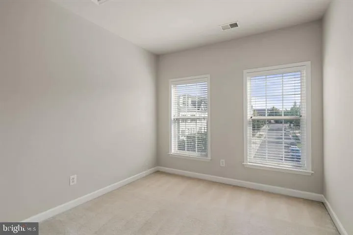 43770 Lees Mill Square, Leesburg, VA 20176
