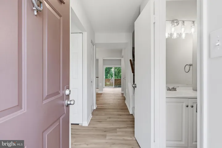 10272 Colony Park Drive, Fairfax, VA 22032