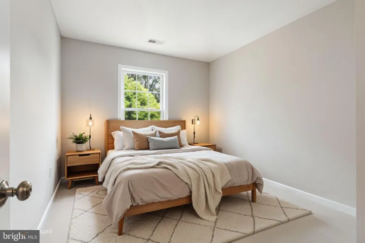 10272 Colony Park Drive, Fairfax, VA 22032