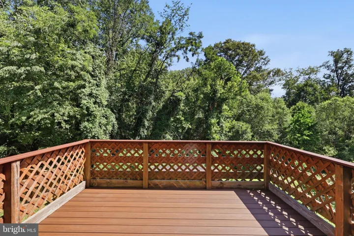 10272 Colony Park Drive, Fairfax, VA 22032