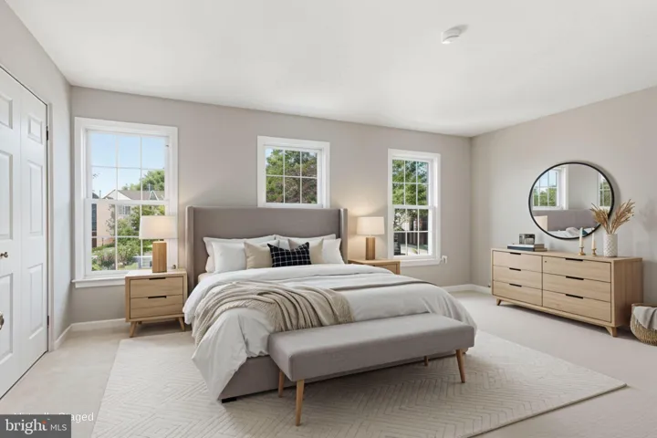 10272 Colony Park Drive, Fairfax, VA 22032