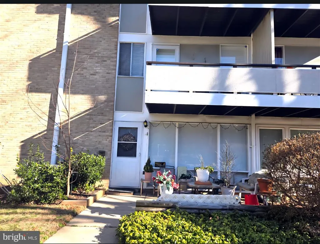 7504 SPRING LAKE DRIVE, Bethesda, MD 20817